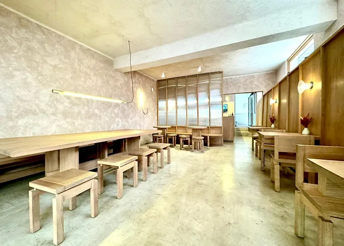 Hm Montes Hotel